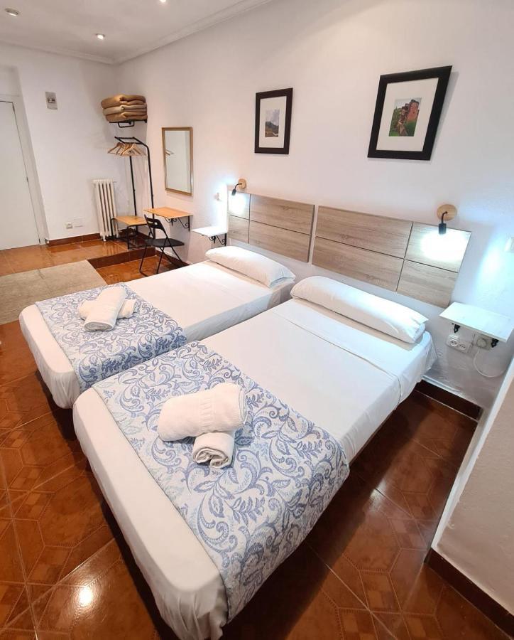 Hostal Santa Barbara Мадрид Экстерьер фото