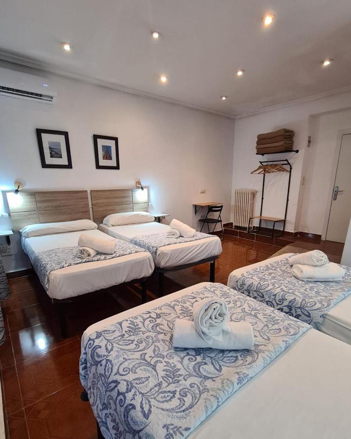 Hostal Santa Barbara Мадрид Экстерьер фото